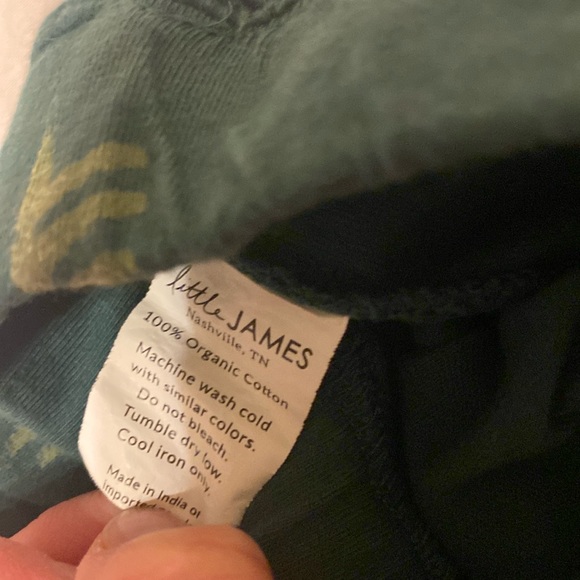 Little James forest green tree shirt and pant set - Picture 5 of 5